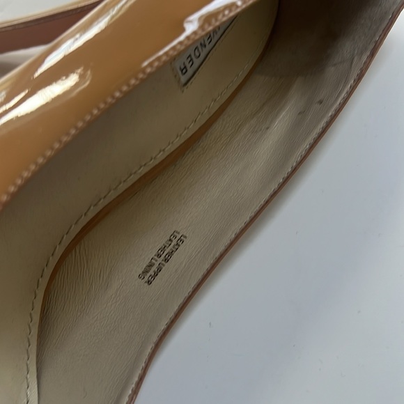 Vera Wang Lavender Nude Platform Pumps Women’s size 9M - Picture 6 of 6